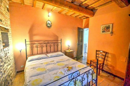 Zona Artigianale Callarella Villa Sleeps 4 Pool