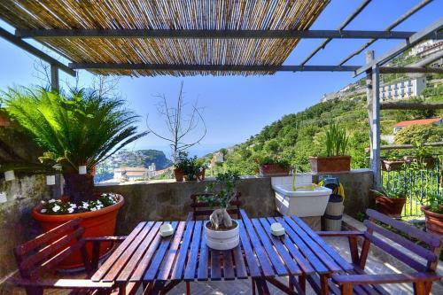 Scala Holiday Home Sleeps 4 With Air Con