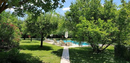 Sermide Villa Sleeps 10 Pool Air Con Wifi