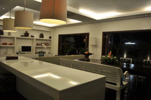 Nunia Boutique Villa