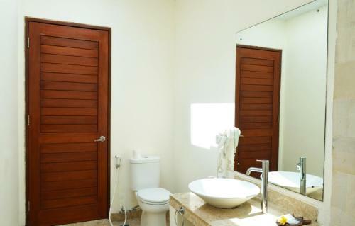 Jas Green Villas And Spa
