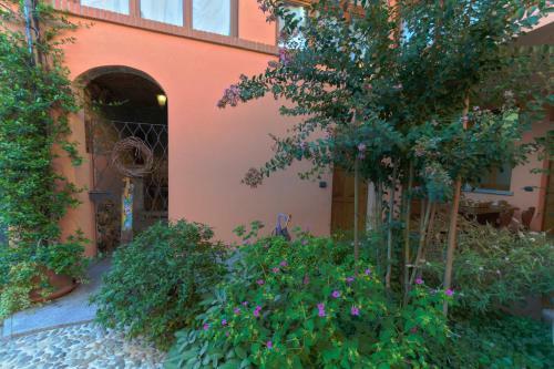 Bed & Breakfast A Due Passi Dal Castello