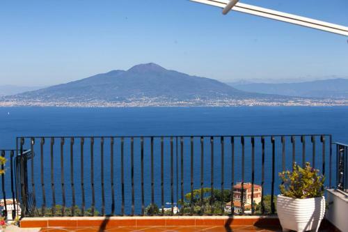 Amore Rentals - Villa Bianca 1