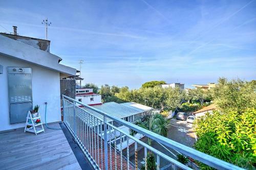 Marina Di Puolo Villa Sleeps 4 Air Con Wifi