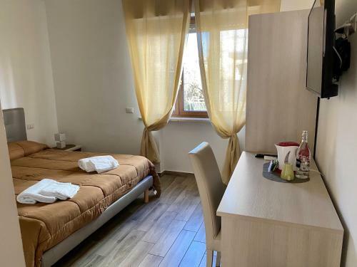 Hostal Caruso Rooms