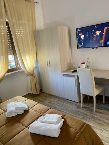 Hostal Caruso Rooms