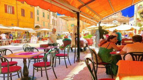 Apartamento Terrazza Duomo/sleeps 6/spoleto Centre