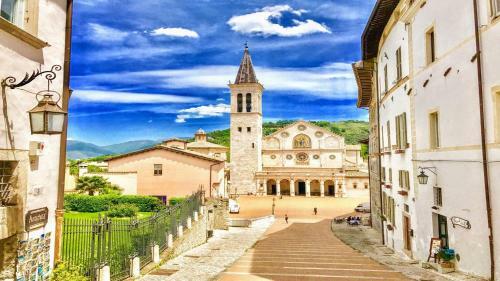 Spoleto Antiquity. Car Unnecessary. Rome 1 Hour