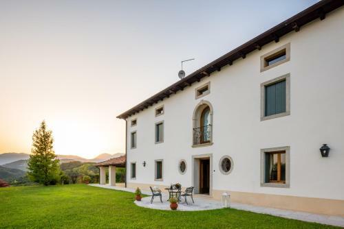 Villa Tenuta Castagnera