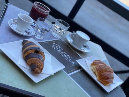 Philos - Appartements & Rooms