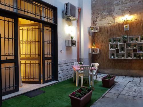 Philos - Appartements & Rooms