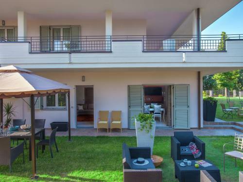 Plush Villa Apartment In Tavullia With Jacuzzi