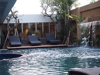 Hotel Zodiak At Seminyak Bali