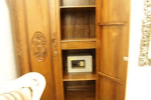 Hostal Ayu Guest House