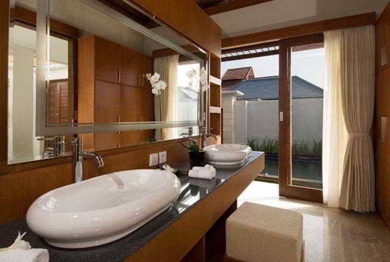 The Palm Suite Villa And Spa