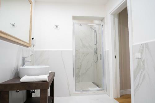 Hostal La Tenuta Di Rocca Bruna Country Resort