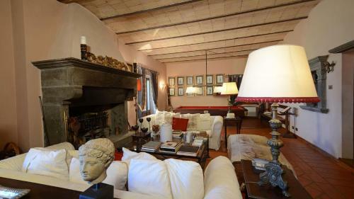 Villa Hostal De Todi 12