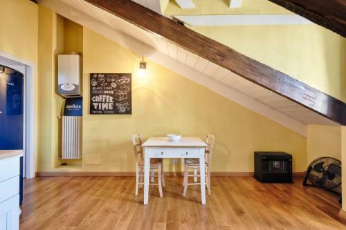 Apartamento Turin Cityview Stylish Loft