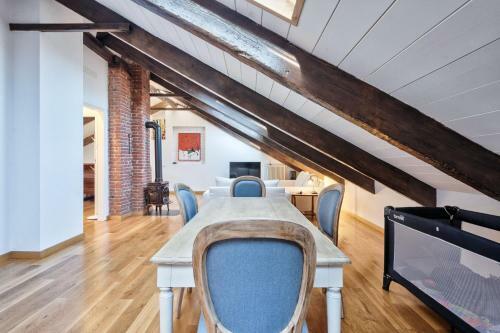 Apartamento Turin Cityview Stylish Loft