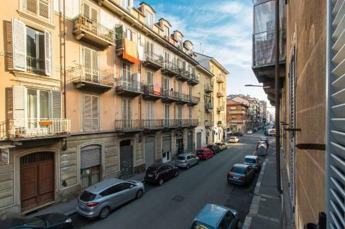 Piazza Statuto Comfortable Apartment