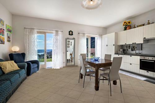Apartment Loretta In Villa Fiore