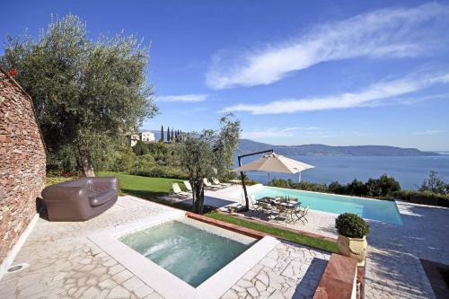 Amore Rentals - Villa Teodora