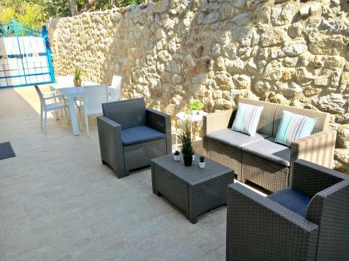 Tropea Oudeis Holidays Apartments