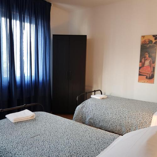 Hostal Al Fari - Affittacamere.