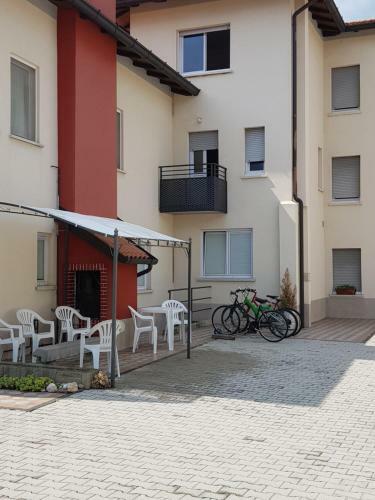 Hostal Al Fari - Affittacamere.