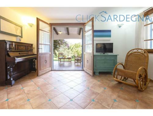 Alghero, Villa Josephine With Spectacular Swimming Pool, For 8 Guests