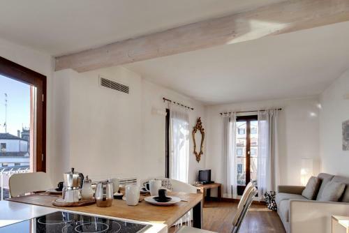 Modern Apartment Venice With Terrace