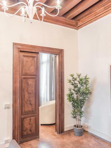 Riva Palace Apartments
