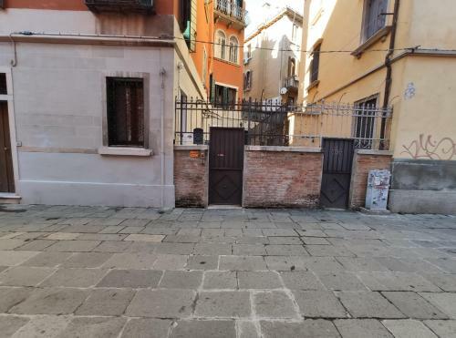 Hostal San Polo Star