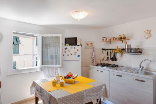 Bright Apartment With Terrace