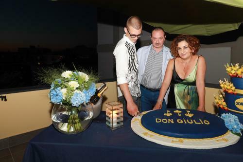 Hostal Don Giulio Luxury Rooms