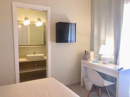 Hostal Esmeralda's Rooms