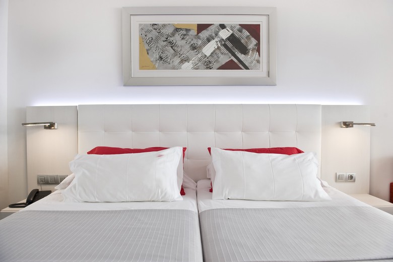 Hotel Tiatira Kencana Makassar