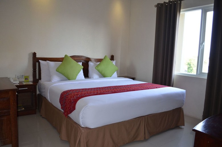 Hotel Tiatira Kencana Makassar