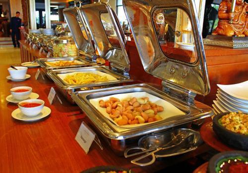 Patra Semarang Convention Hotel