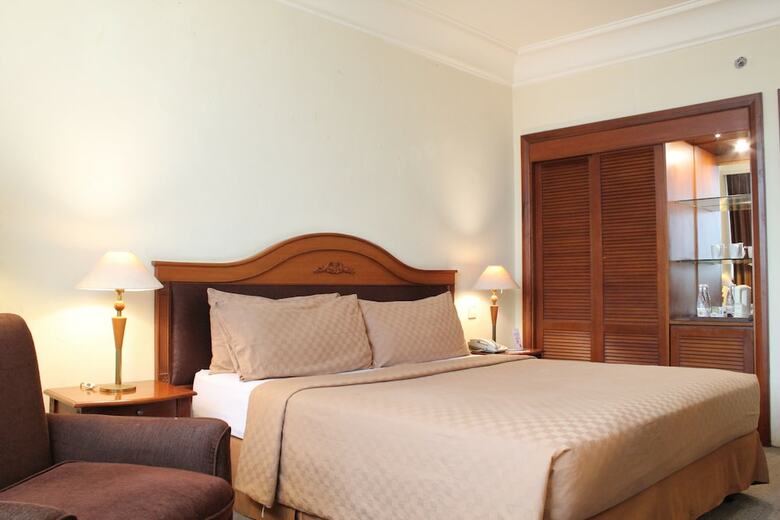 Singgasana Hotel Makassar