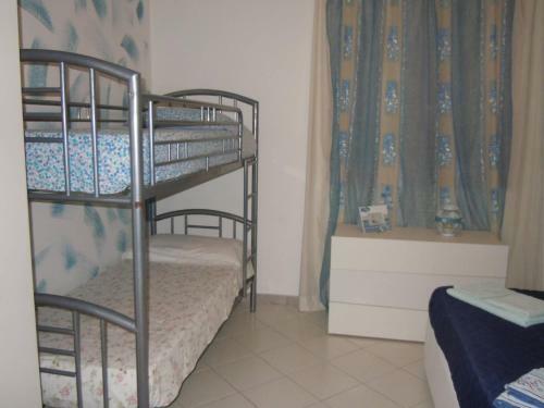 Apartamento Trilocale In Villa Con Piscina - Clima E Wi-fi