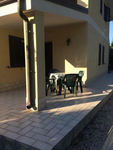 Villa White Beach Holiday Home Sayonara