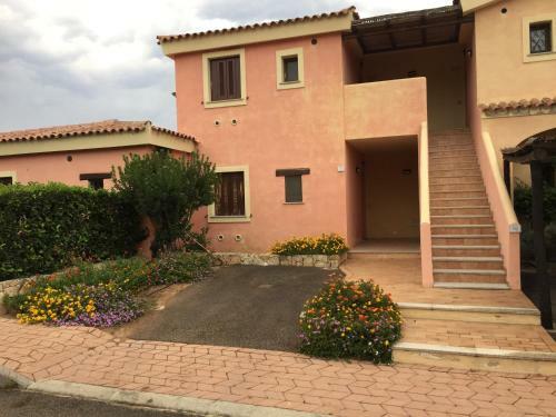 Casa Vacanza A Porto Istana