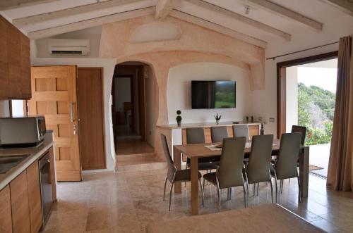 Murta Maria Villa Sleeps 6 Pool Air Con Wifi