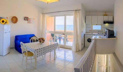 Isola Rossa Apartment Sleeps 4