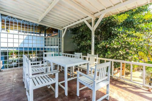 Ozzy Cottages & Bungalows