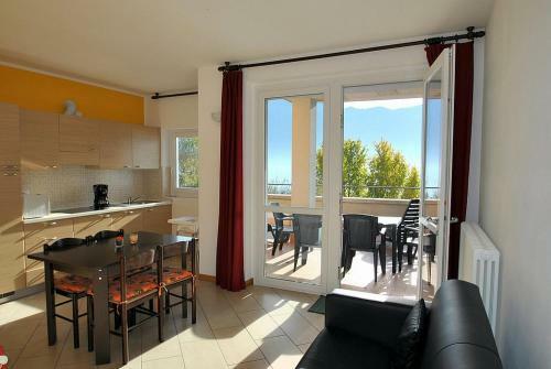 Vercana Villa Sleeps 4 Pool Wifi T801705