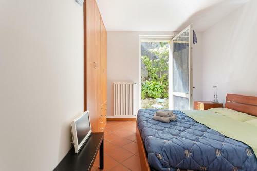 Apartment With Garden & Beach