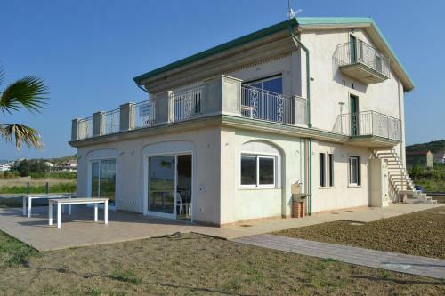 Villa Green House Beach
