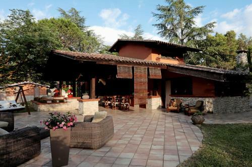 Bed & Breakfast I Lari Castel Del Monte